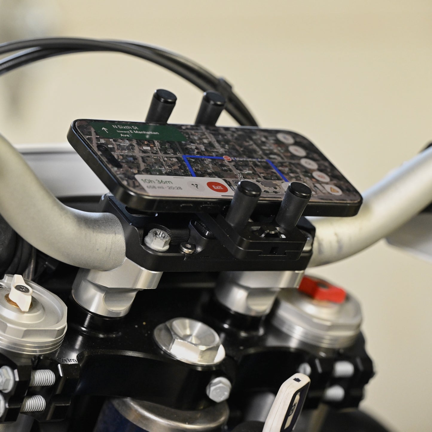 Moto Mount Configurator