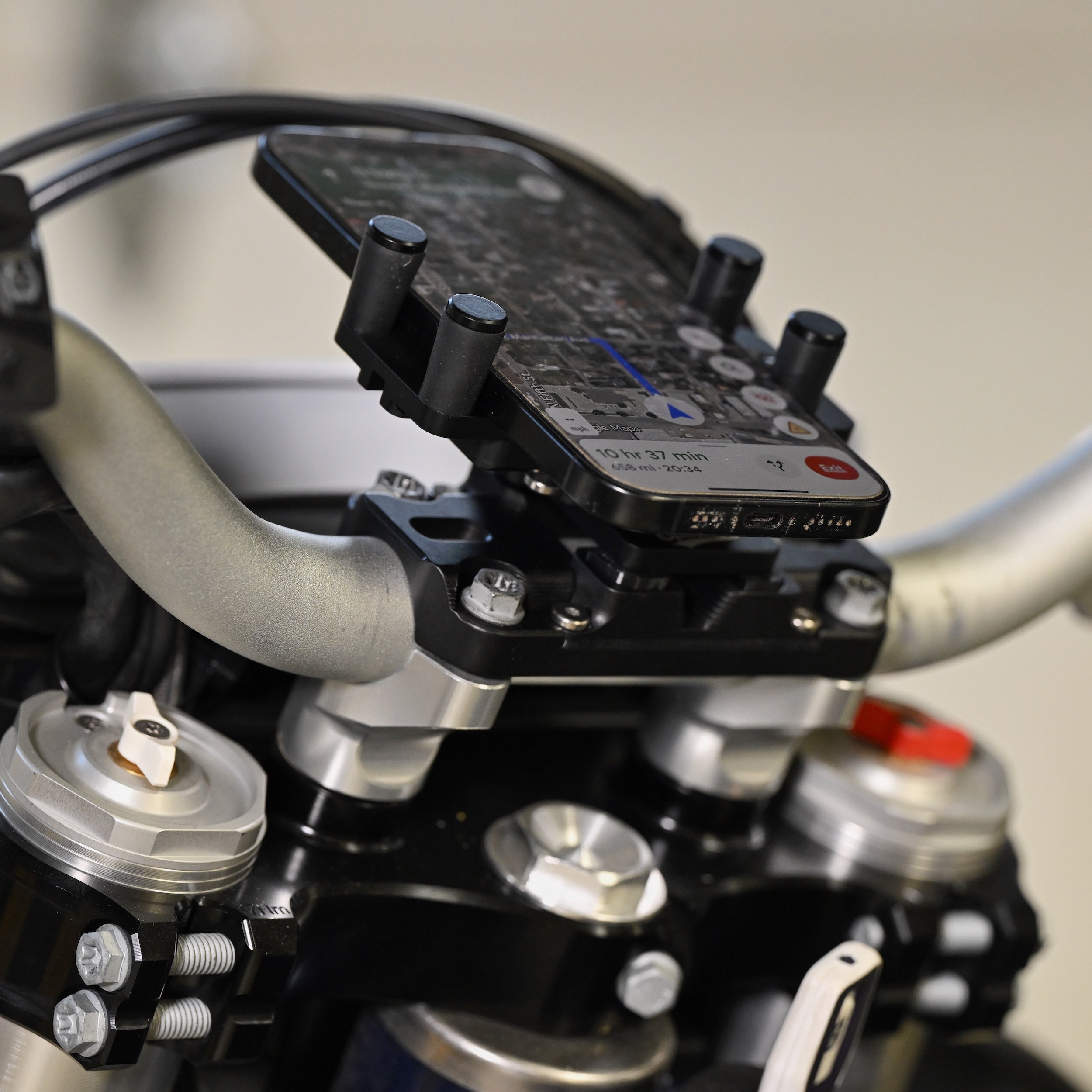 Moto Mount Configurator