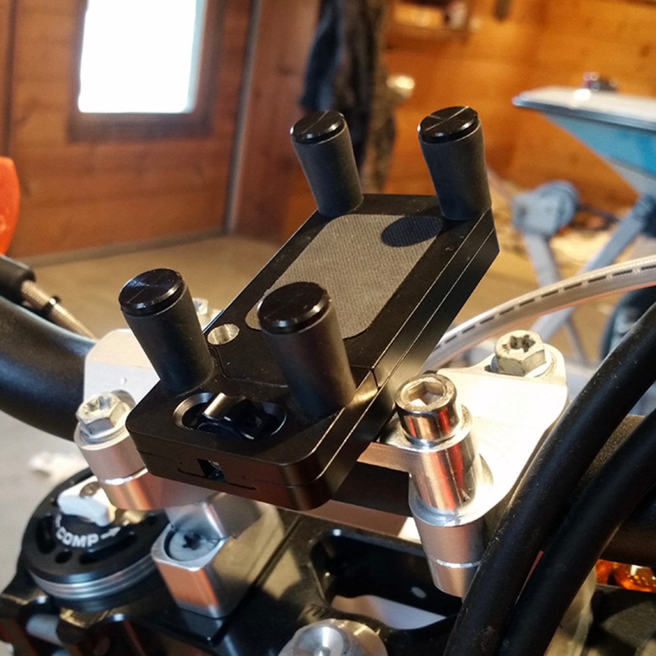 Wholesale Bar-Tab Mount for Perfect Squeeze